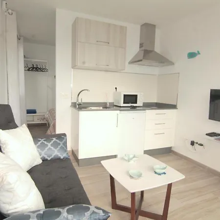 Jazmin, Dises Apartment